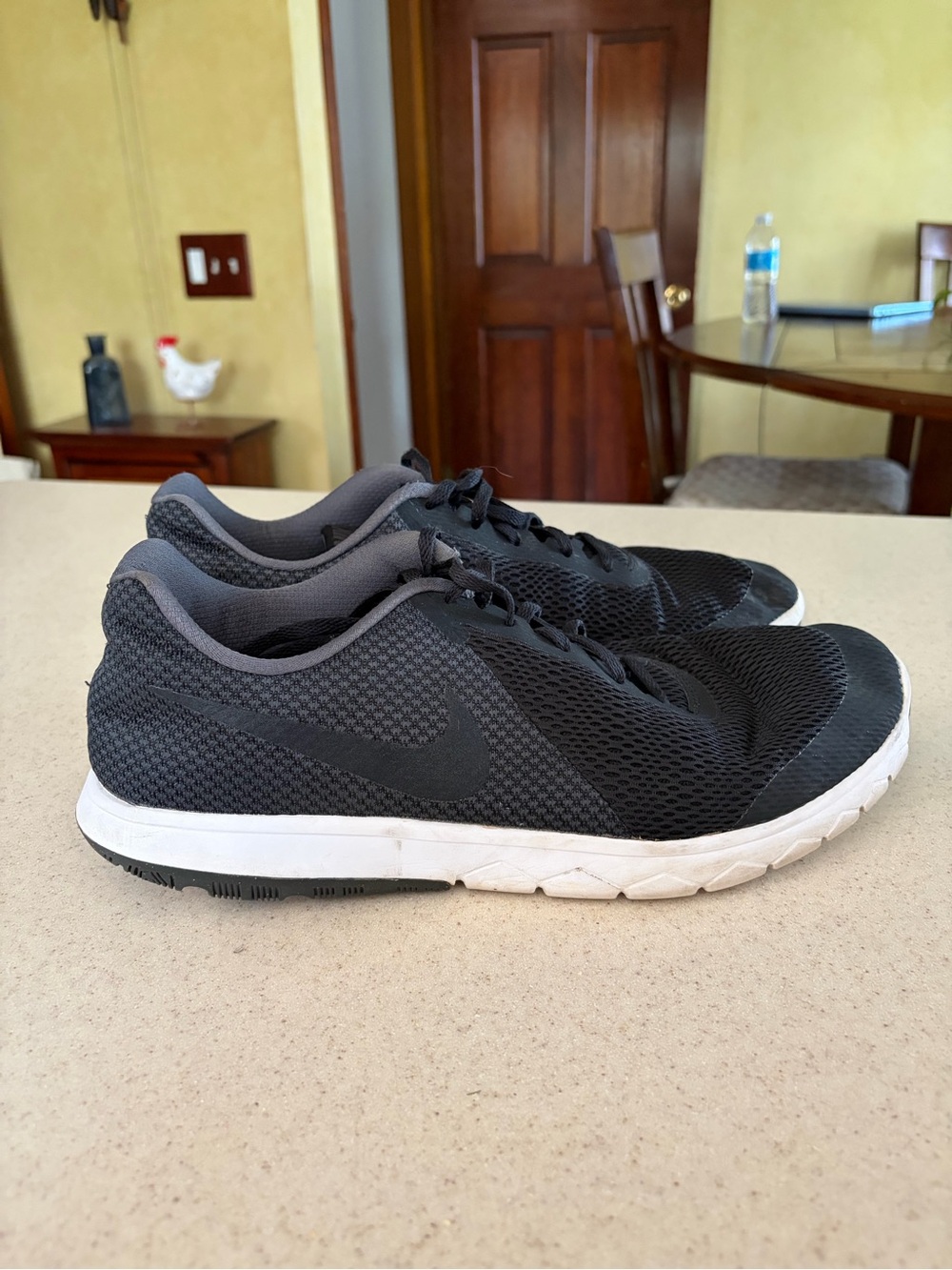 Nike Free Run Men’s Black Mesh Running Shoes ( just missing insoles)